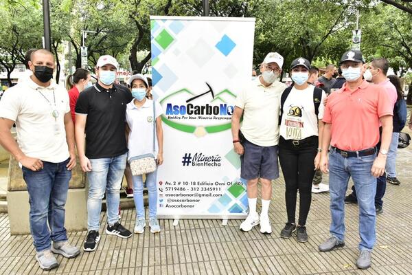 Nos sumamos a la siembra en el Parque Nacional de la mano con @AlcaldiaCucuta @ingjairoyanez desde Asocarbonor, Catercoq, Consorcio Minero de Cúcuta y Mina Panama donamos 2900 plantas para el embellecimiento y cuidado ambiental en nuestra ciudad #UnidosPorUnaMineriaresponsable